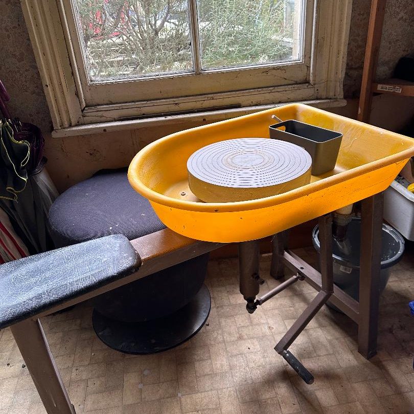Pottery adventures #2 – Treadle&nbsp;Wheel